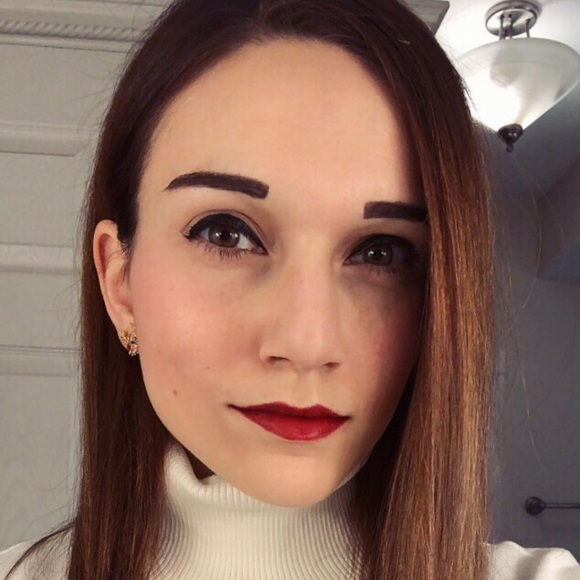 Meet your posher, Adi - Picture 1 of 1